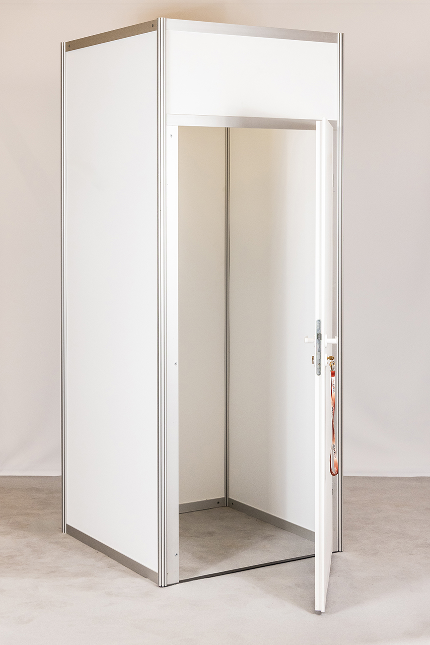 Storage lockable door for shell scheme booths